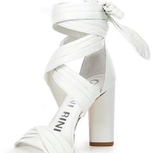 Gianni Bini Astraahh Leather Ankle Wrap Block Heel Sandals Size 8 / NEW!